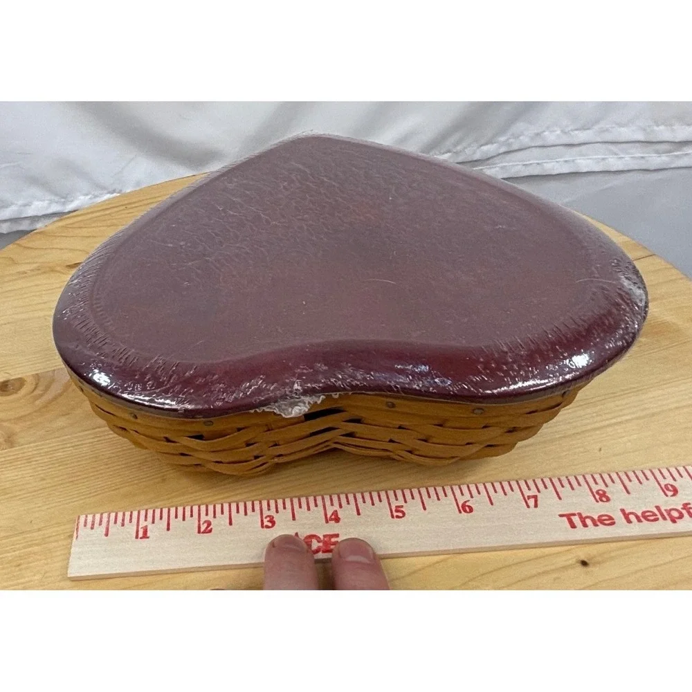 Longaberger Vintage 2005 Sweetest Heart Basket Set - Picture 6 of 10